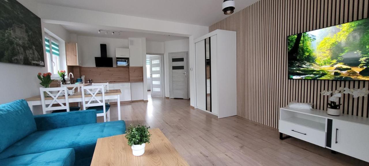 Kolorowe Cieplice - Apartamenty Z Widokiem Na Karkonosze Jelenia Gora Bagian luar foto