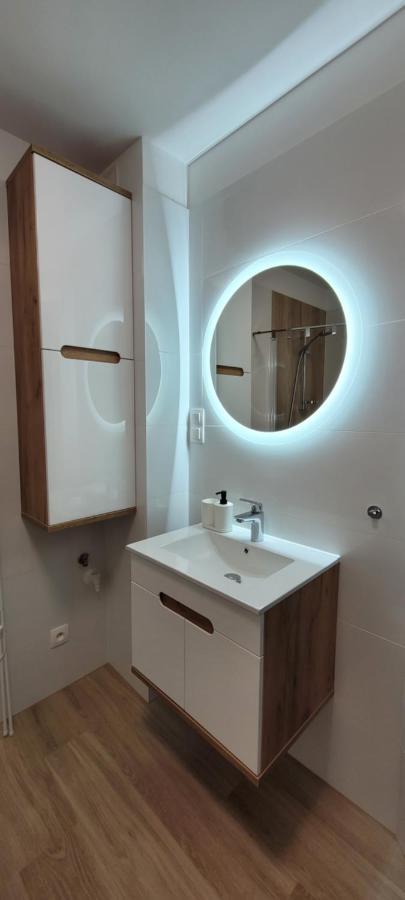 Kolorowe Cieplice - Apartamenty Z Widokiem Na Karkonosze Jelenia Gora Bagian luar foto