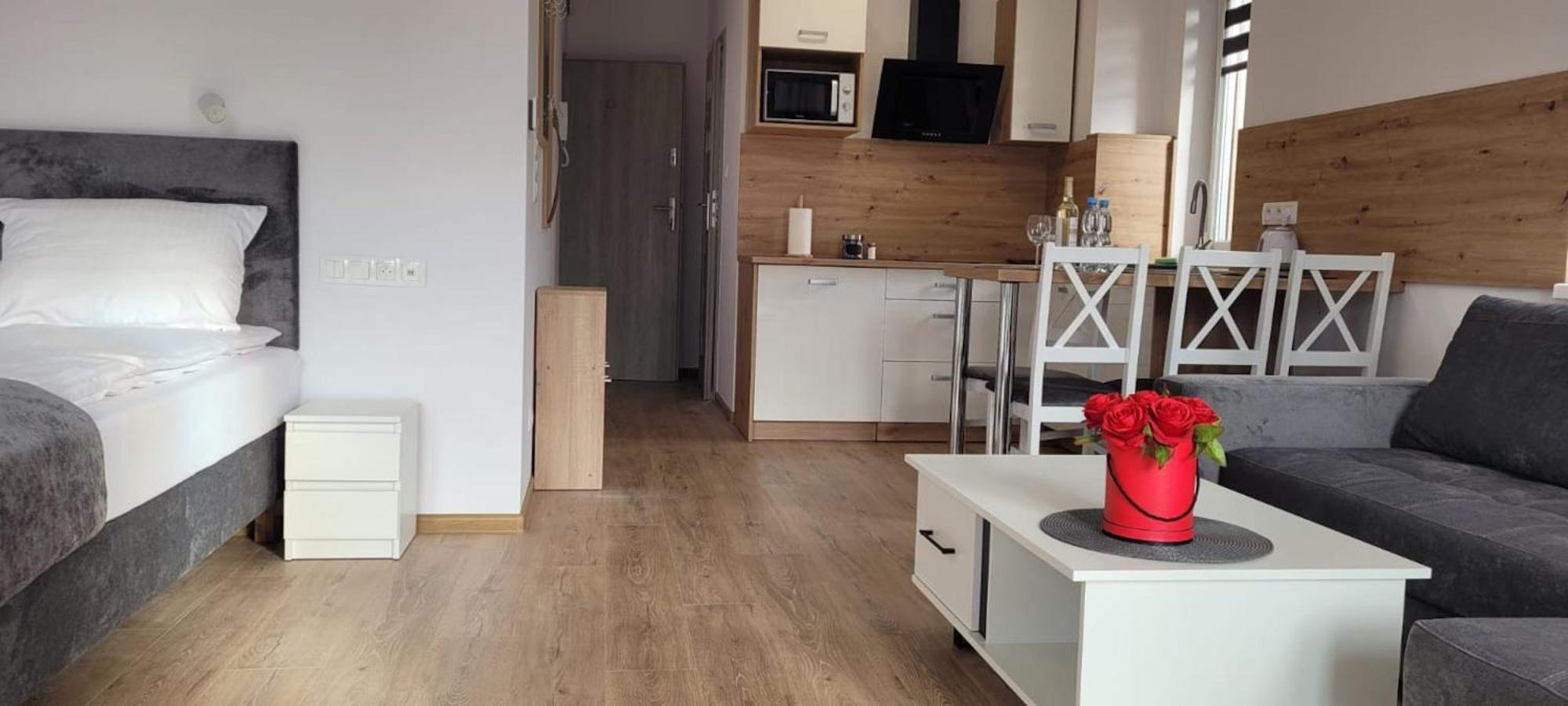Kolorowe Cieplice - Apartamenty Z Widokiem Na Karkonosze Jelenia Gora Bagian luar foto