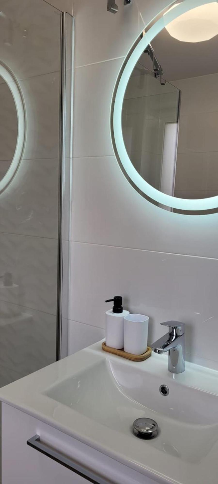 Kolorowe Cieplice - Apartamenty Z Widokiem Na Karkonosze Jelenia Gora Bagian luar foto