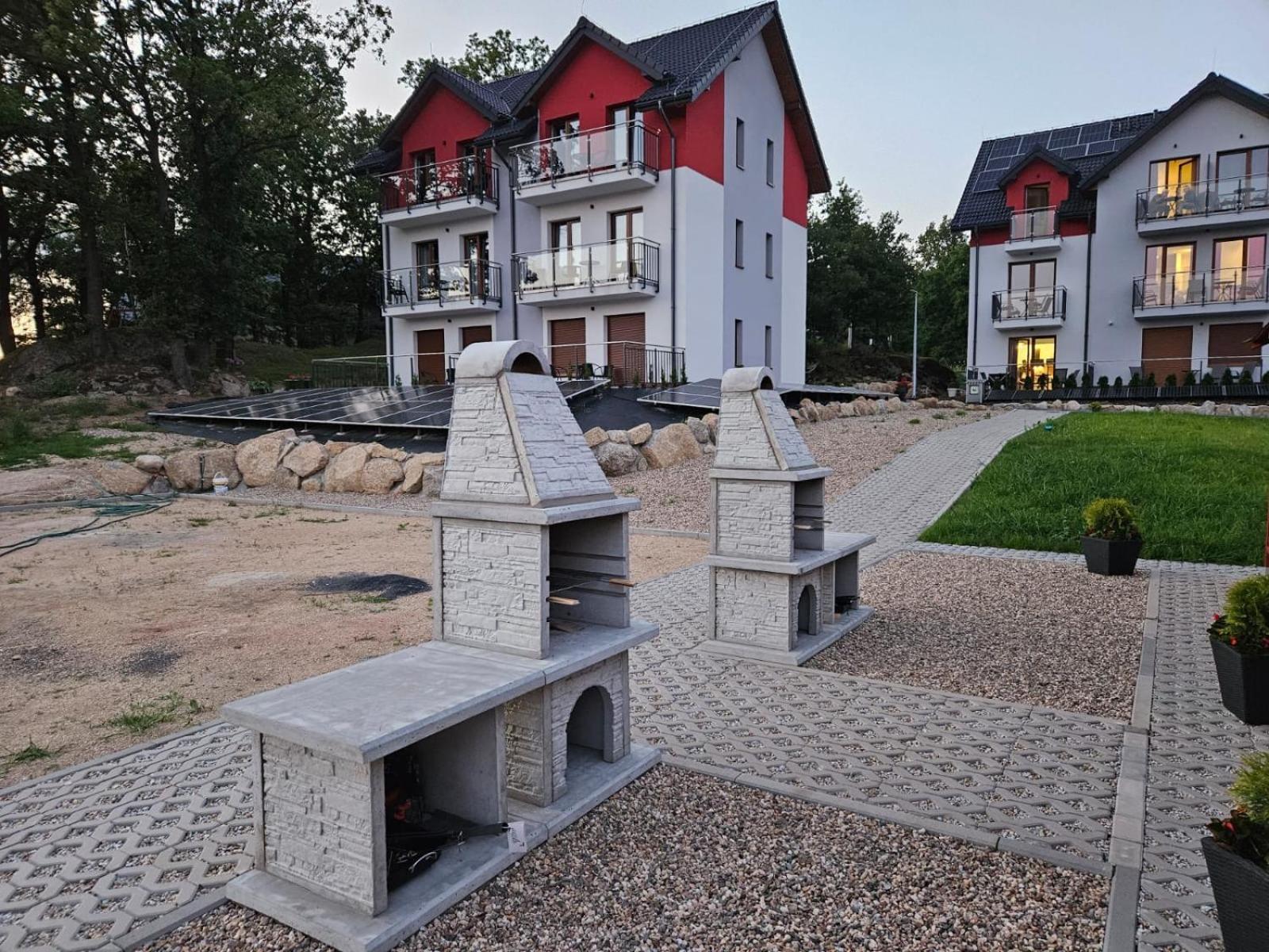 Kolorowe Cieplice - Apartamenty Z Widokiem Na Karkonosze Jelenia Gora Bagian luar foto