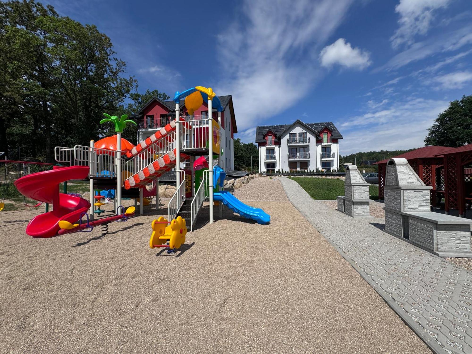 Kolorowe Cieplice - Apartamenty Z Widokiem Na Karkonosze Jelenia Gora Bagian luar foto