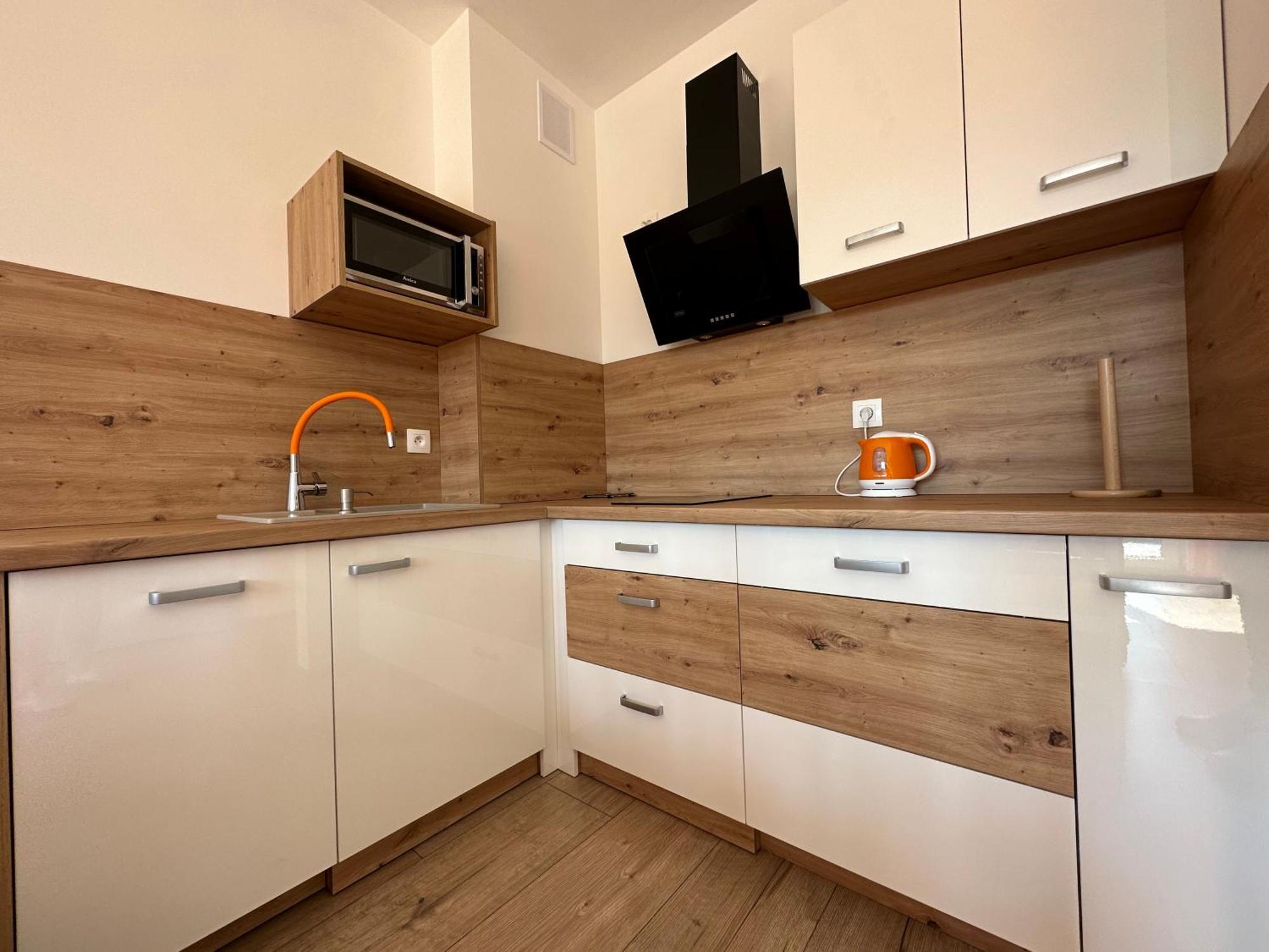 Kolorowe Cieplice - Apartamenty Z Widokiem Na Karkonosze Jelenia Gora Bagian luar foto